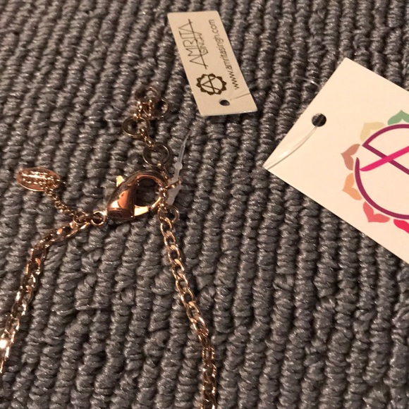 Green and gold necklace. New never worn - Picture 3 of 3